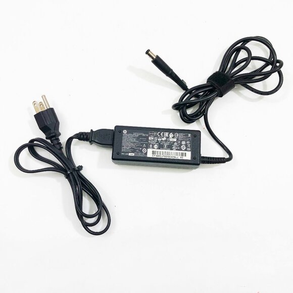 Genuine HP Laptop Charger AC Power Adapter 756413-002 693711-001 19.5V 3.33A 65W - Picture 1 of 4